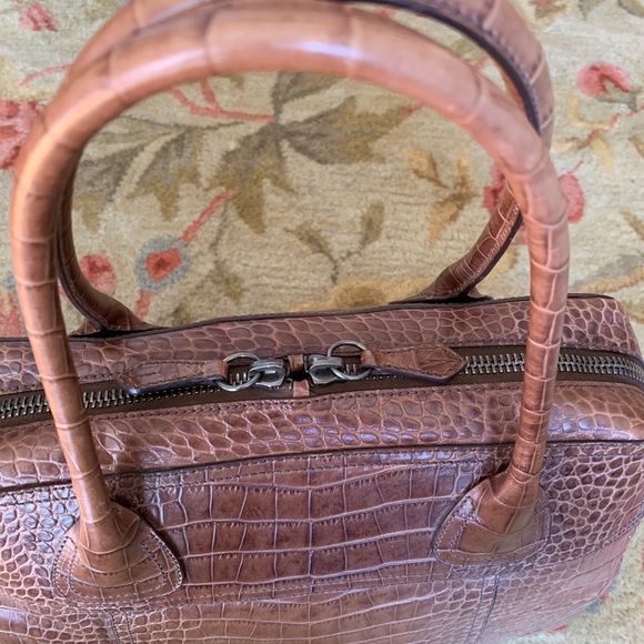 Incredible huge PRADA handbag.  Brown alligator - Picture 4 of 9